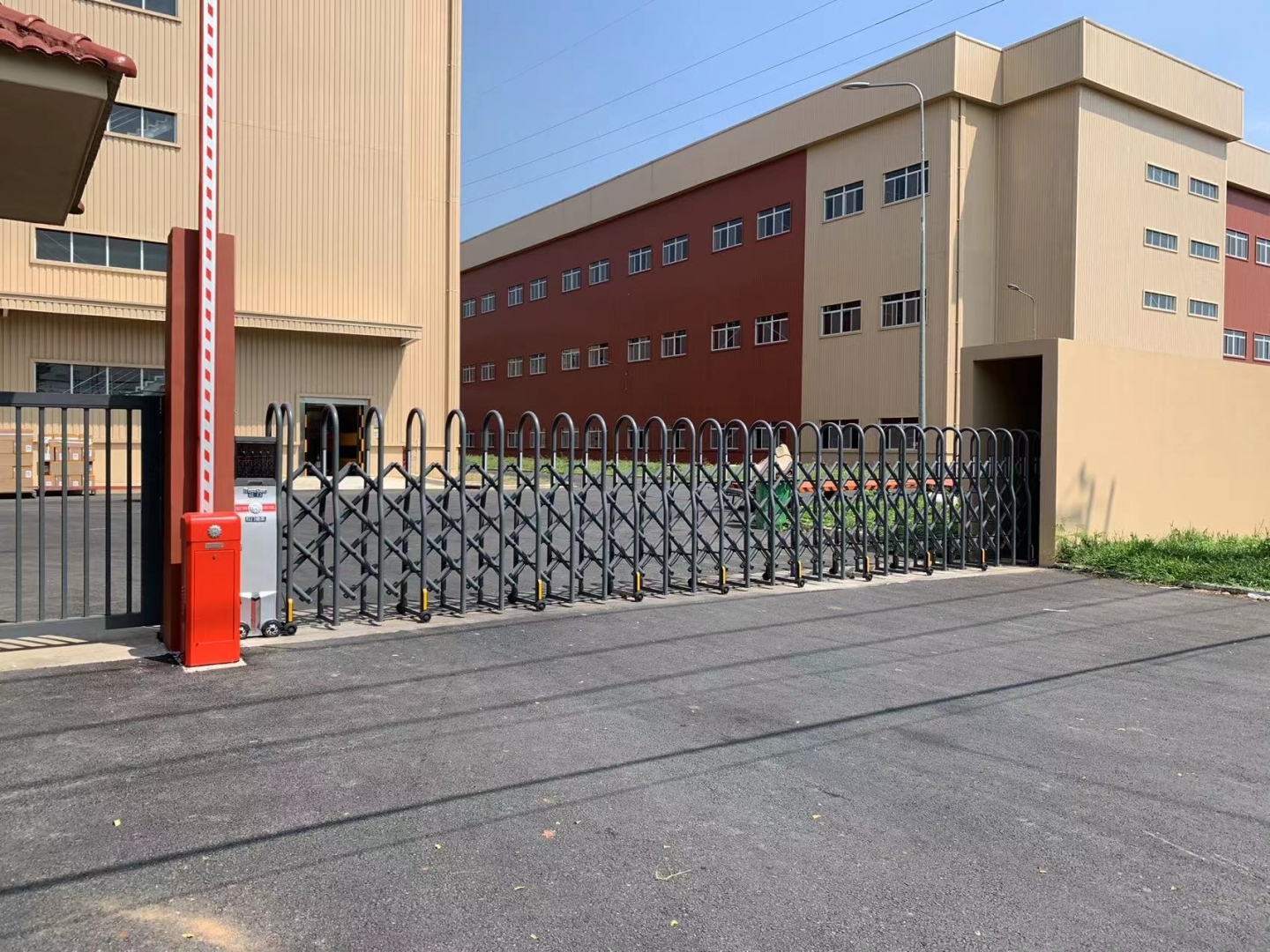 Barie tự động hoạt động ra sao nếu trong điều kiện mưa bão?