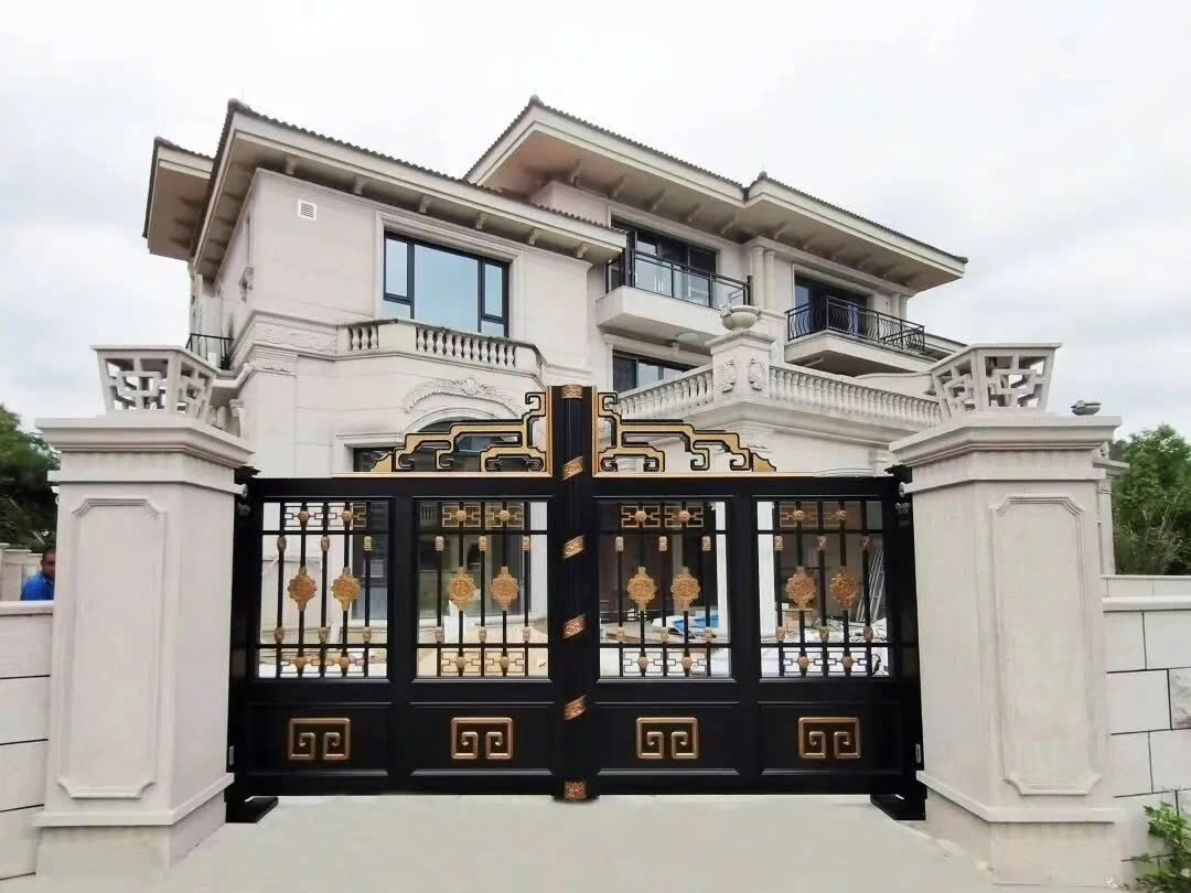 Cổng nhôm đúc liệu có phải sự lựa chọn tốt nhất cho biệt thự năm 2025?