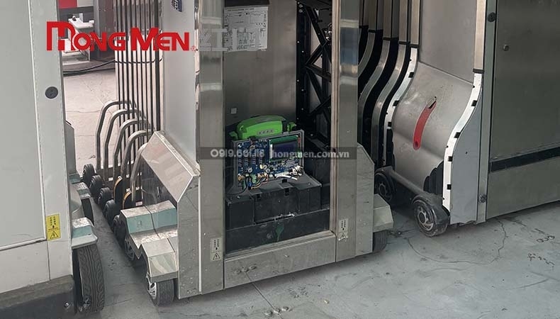 Khóa ly hợp có những ưu điểm gì mà cổng xếp tự động cần phải có?
