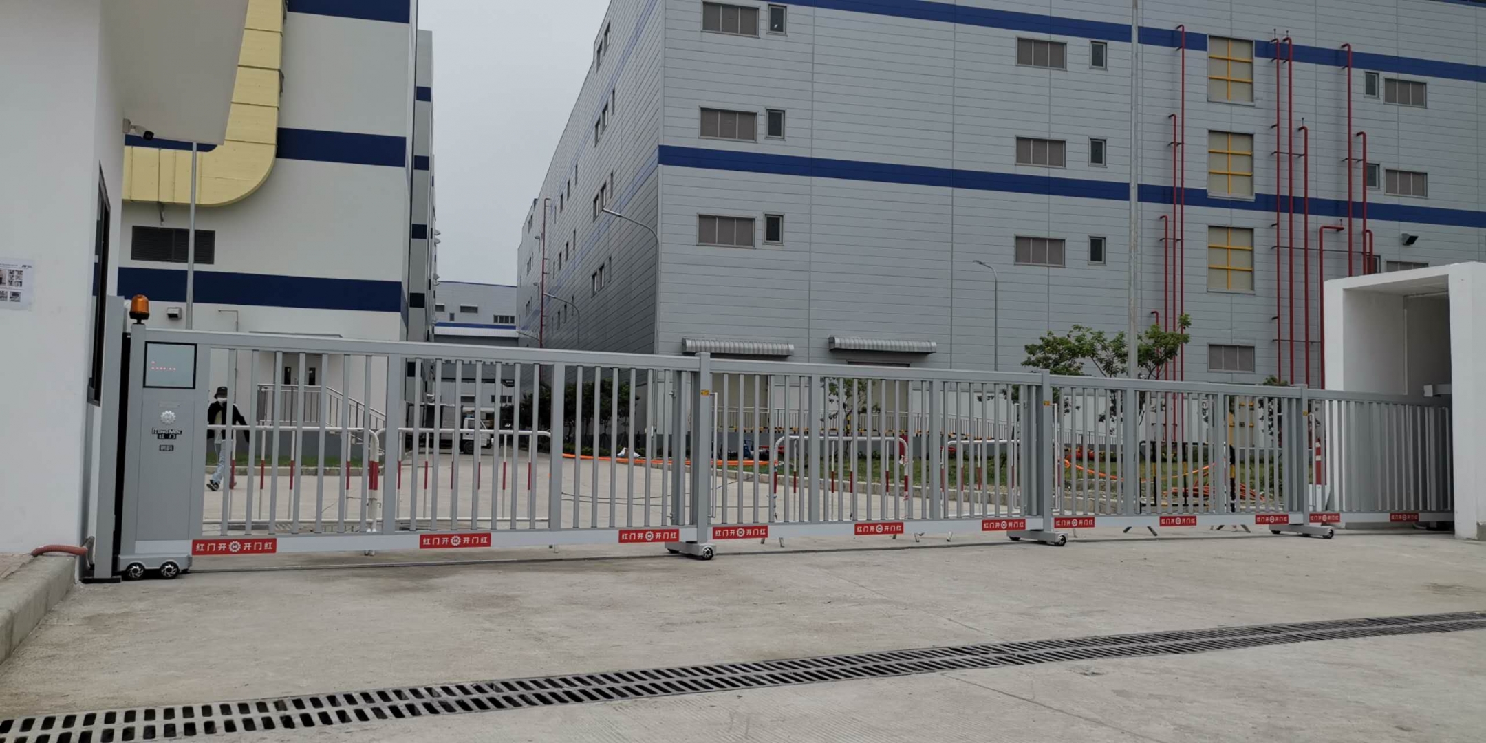 Vì sao chi phí đầu tư cổng tự động HongMen cao nhưng khách hàng vẫn chọn?