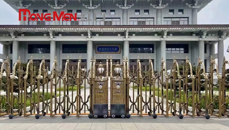 Có ý kiến cho rằng cổng xếp cổ điển rất kén công trình. Có thật như vậy không? 