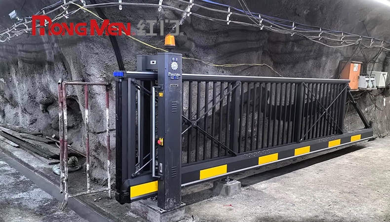 Cổng treo tự động có an toàn? Có dễ bị lật hay xệ cánh không?