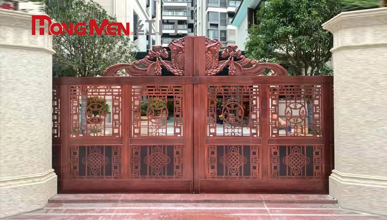 Khách hàng nói gì sau nhiều năm sử dụng cổng biệt thự nhôm đúc HongMen?